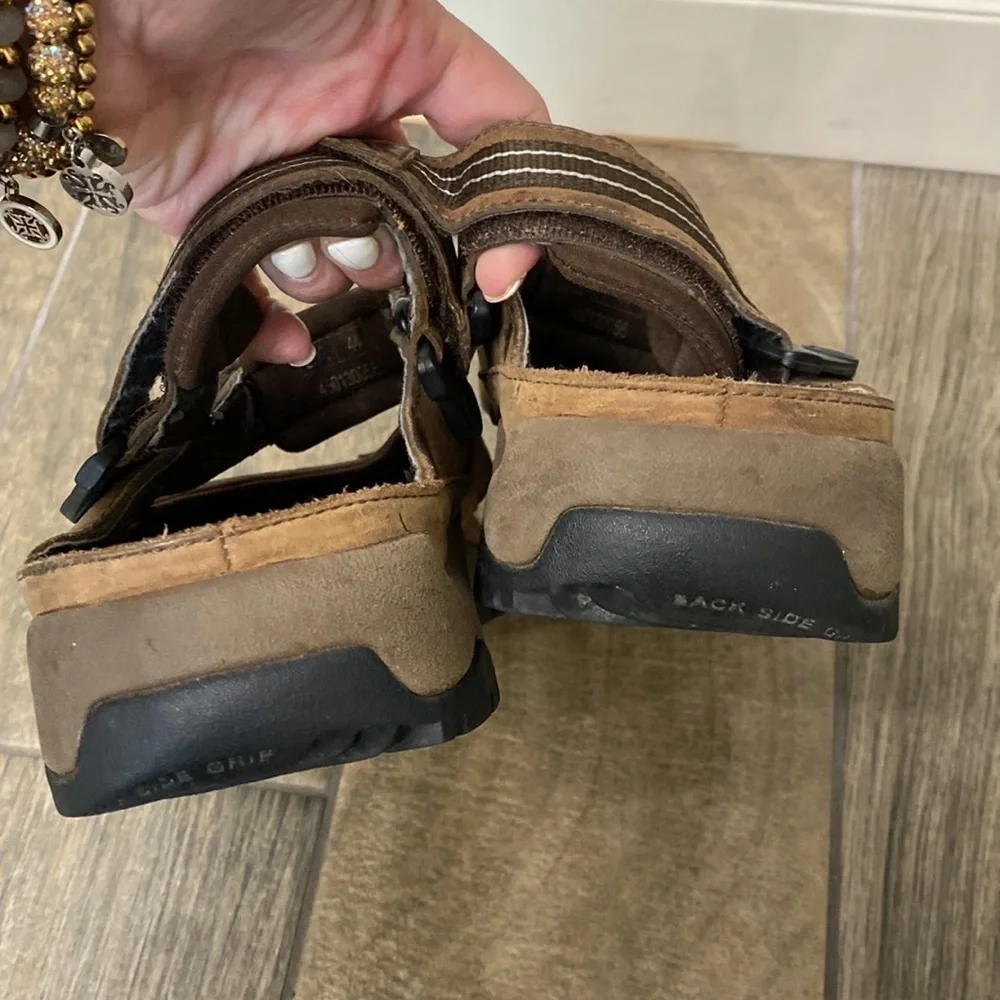 Mephisto allrounder brown leather sandals size 10.Eur44
